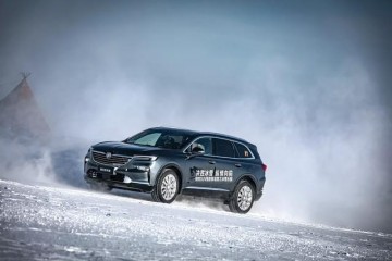 车镜天寒地冻玩漂移就在别克SUV强者体会营