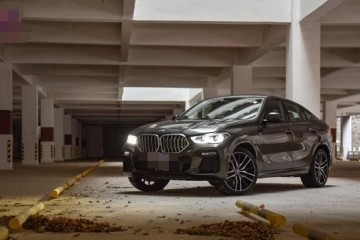 测评全新宝马x6百公里加快5.35秒外观和内饰亮点十足