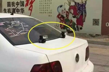 这辆山东别克火了因车尾加了两个小耳朵专治全部远光狗