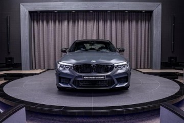 表里配色都很有特色全新宝马M535周年纪念版实拍图发布