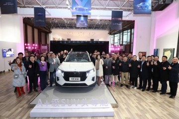 48项VIP功用+女王副驾启辰星诠释何为头等舱