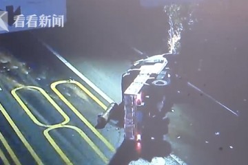 现场曝光1吨重钻头坠落高速后方5辆车接连遭殃