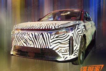 纯电动中型SUV一汽飞跃C105量产版曝光