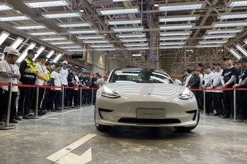 关乎存亡!我国车企怎么假势而上?直面特斯拉