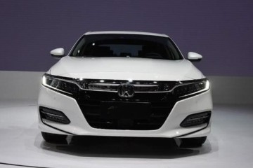 本田得力干将配1.5t爆194马力高速比凯美瑞稳