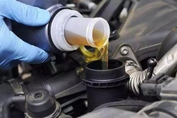 开车回家路上学会这4招省时省油更省钱