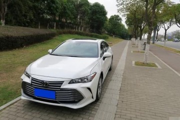 22.4万提了辆丰田亚洲龙开了3280公里后车主我只想说四个字