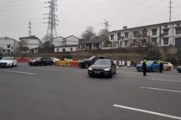 武汉市部分出城高速关闭途径车绕行