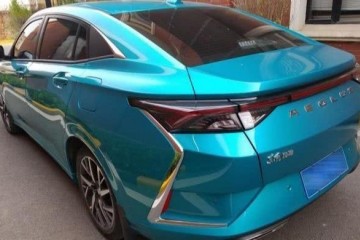 这才是年轻人的福音配1.5T整车质保10年仅8万工薪都养得起