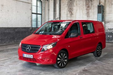 最高2.0T动力/增电动版奔跑新威霆发布