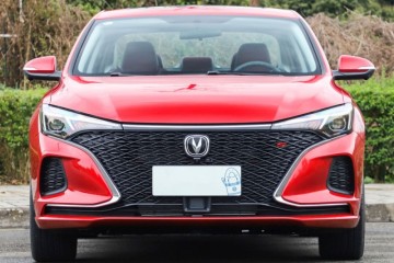 轿车市场中的大黑马未上市16天订单破万加量不加价迎来好口碑