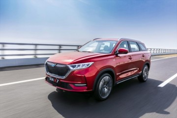 这台SUV带人脸辨认价格12万出面