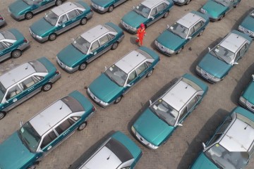 青岛复工后第一批二手车出口