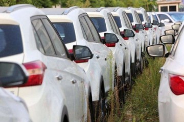 轿车搭电还有考究老车主给出3个禁绝新手司机要注意了