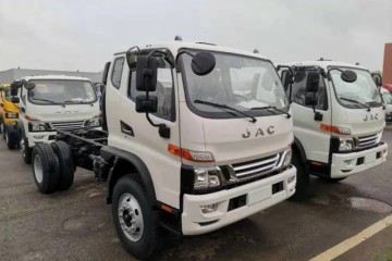 赞四川江淮喜提68台世界大单遂宁造轻卡驶进非洲商场