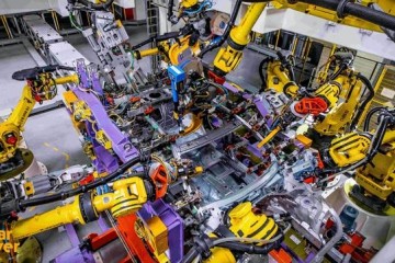 当荣威渐渐的变名爵上汽的末日也就不远了