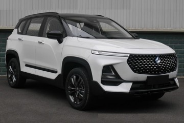 百公里油耗1.9L新宝骏RS-5PHEV配1.2T