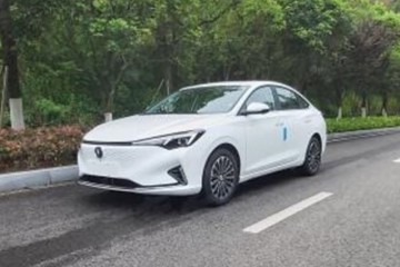 6月上市续航425km的逸动E-Life谍照曝光