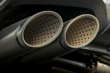 改装兰博基尼URUS3秒内即可破百黄金轮毂最抢眼