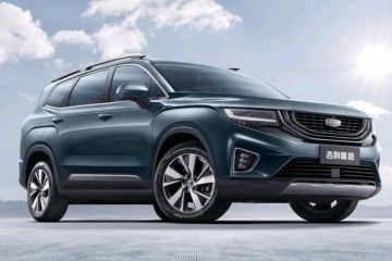 吉祥豪越一只脚踢向汉兰达一只脚稳住博越