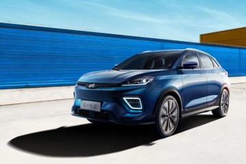 雨神助阵座舱能主动灭菌的威马EX5-Z今晚上市