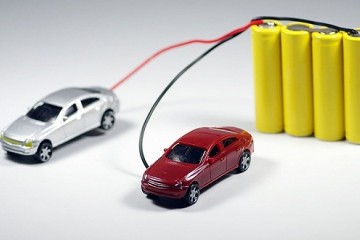 连续发作自燃事端电动汽车安全问题该怎么保证